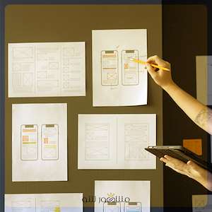 گروه مشهور شو بهینه‌ سازی طراحی رابط کاربری UI سایت